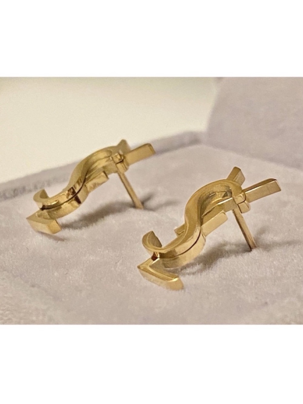 Fashion Jewelry 14K Gold Plated Interlocking Logo Stud Earrings - Women Jewelry - Picture 2 of 5